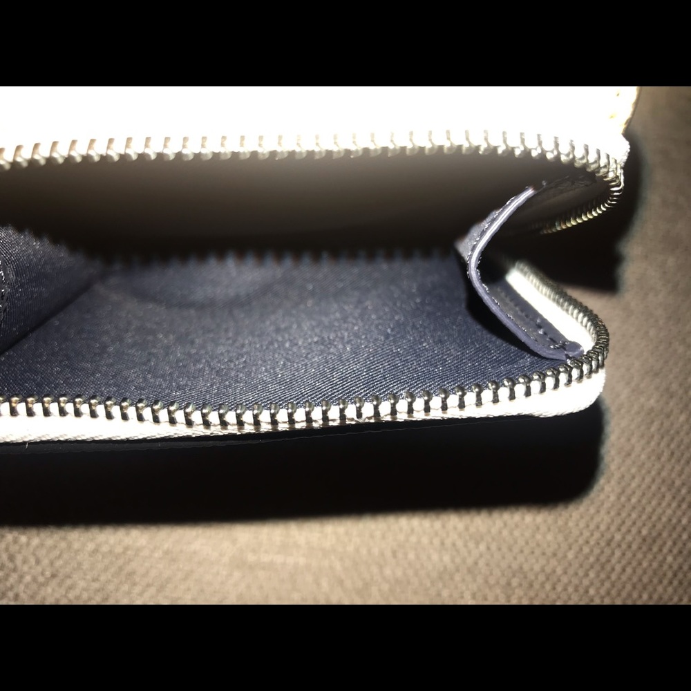 Coach Wallet - Picture 6 of 7